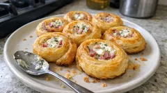 Roulés feuilletés jambon & boursin : un apéro express en 3 ingrédients