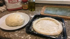 Pâte à pizza maison moelleuse et croustillante : prête en 40 minutes, sans prise de tête