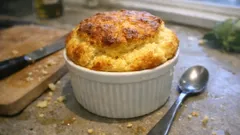 Soufflé au comté bien gonflé : la méthode simple qui ne retombe pas