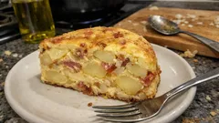 Tortilla au four pommes de terre et jambon cru : moelleuse, dorée, facile à partager