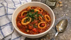 Calamars en sauce tomate au Thermomix : prêts en quelques minutes, bien tendres