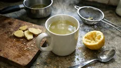 Décoction gingembre-citron anti-fatigue : une boisson chaude prête en 10 minutes
