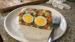 Terrine de macédoine aux œufs : l’entrée froide facile à préparer la veille