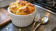 Soufflé au comté bien gonflé : la méthode simple pour le réussir à tous les coups