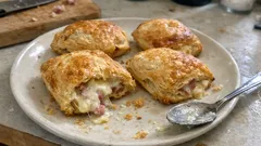 Friands jambon–comté bien dorés : la recette express au feuilletage croustillant