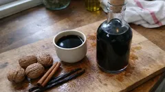 Vin de noix maison facile : 90 jours de macération pour un apéritif parfumé