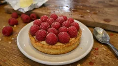 Tarte aux framboises et crème d’amande : une pâte sablée croustillante, facile à réussir