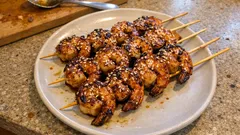 Brochettes de crevettes soja-citron : la marinade simple qui change tout