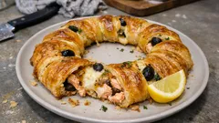 Couronne feuilletée saumon et moutarde à l’ancienne : croustillante et facile à partager