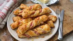 Torsades feuilletées jambon-gruyère : l’apéro croustillant prêt en 10 minutes