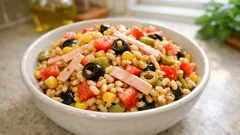 Salade d’Ebly au maïs, olives et jambon de dinde : fraîche, prête la veille