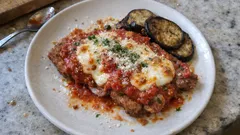 Escalope de veau à la parmigiana : gratin express, mozza fondante et sauce tomate